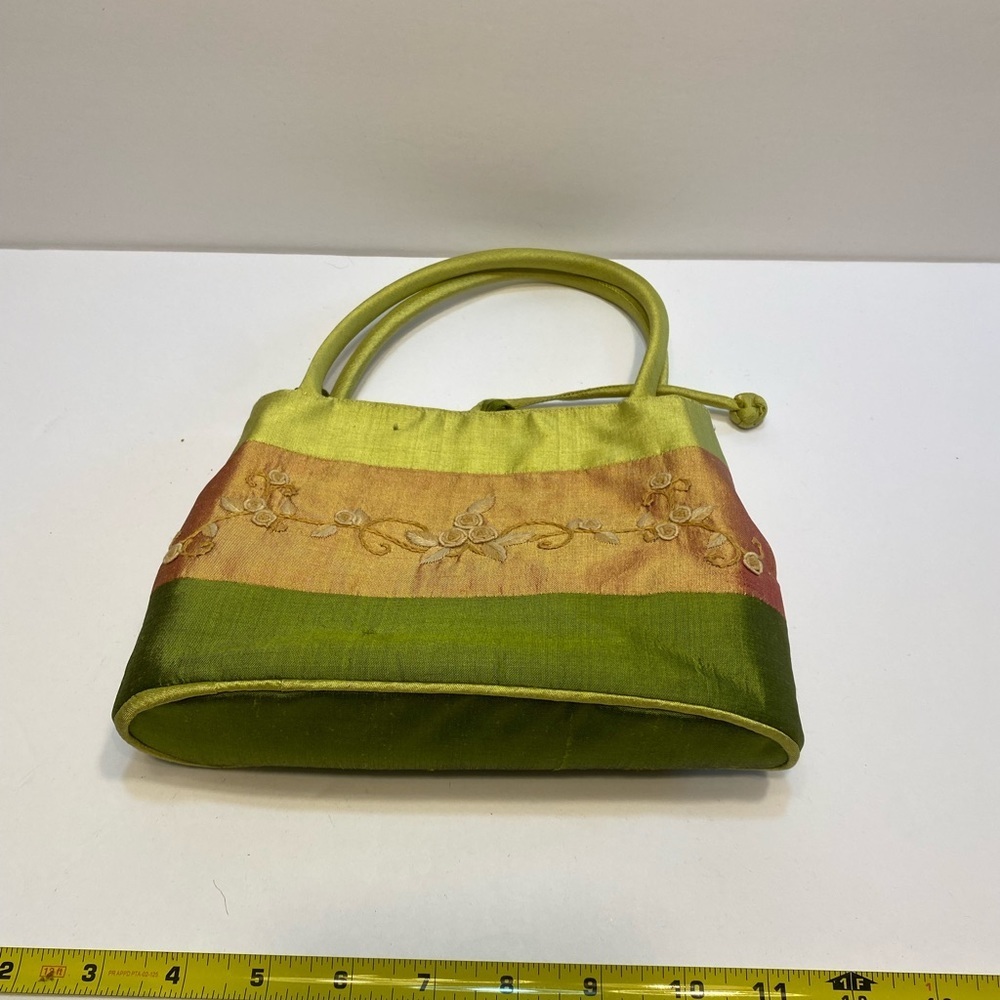 Mini Craft Link 100% Silk Purse - Green Floral Embroidery